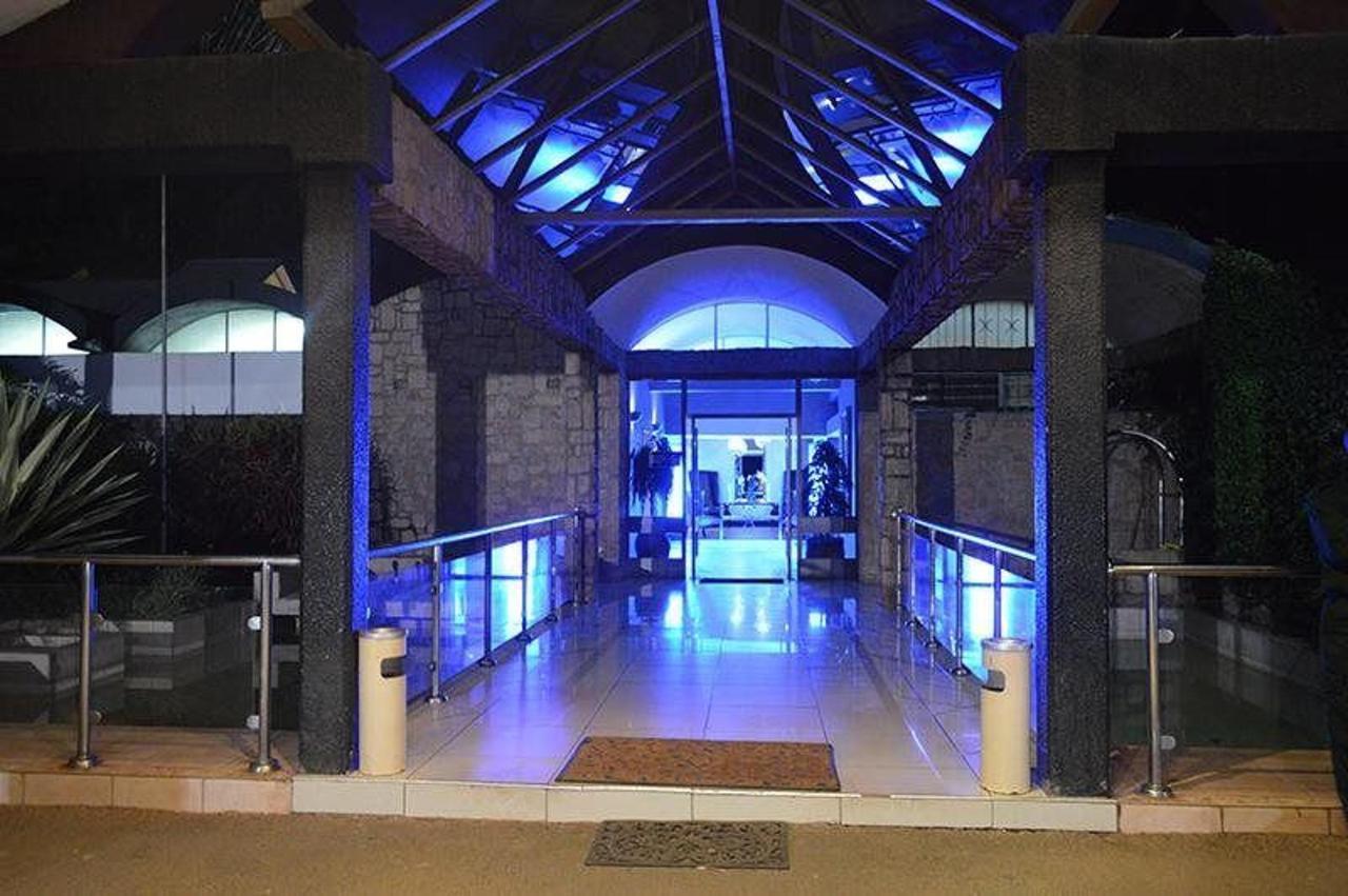 Chrismar Hotel Livingstone Exterior photo