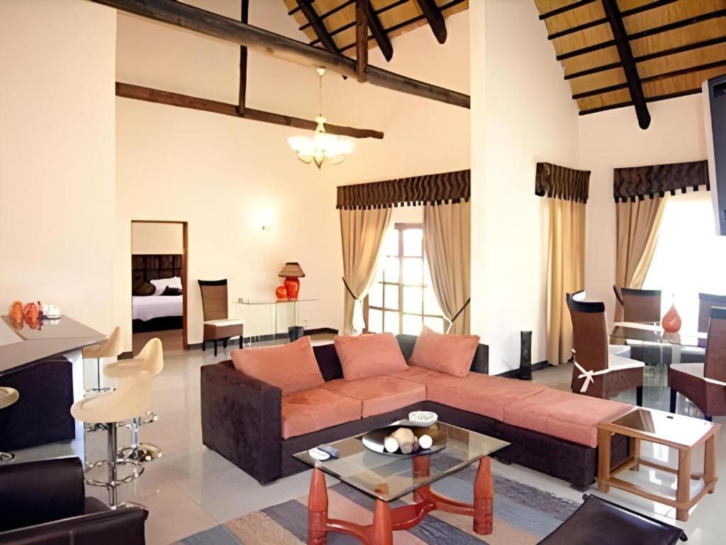 Chrismar Hotel Livingstone Exterior photo