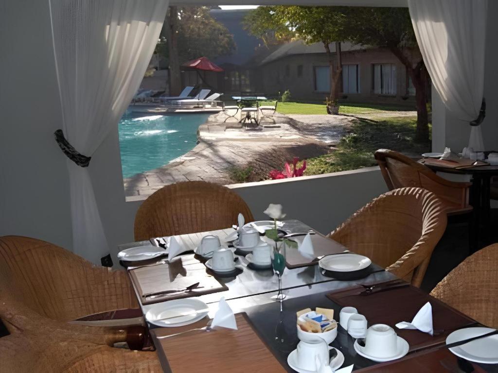 Chrismar Hotel Livingstone Exterior photo