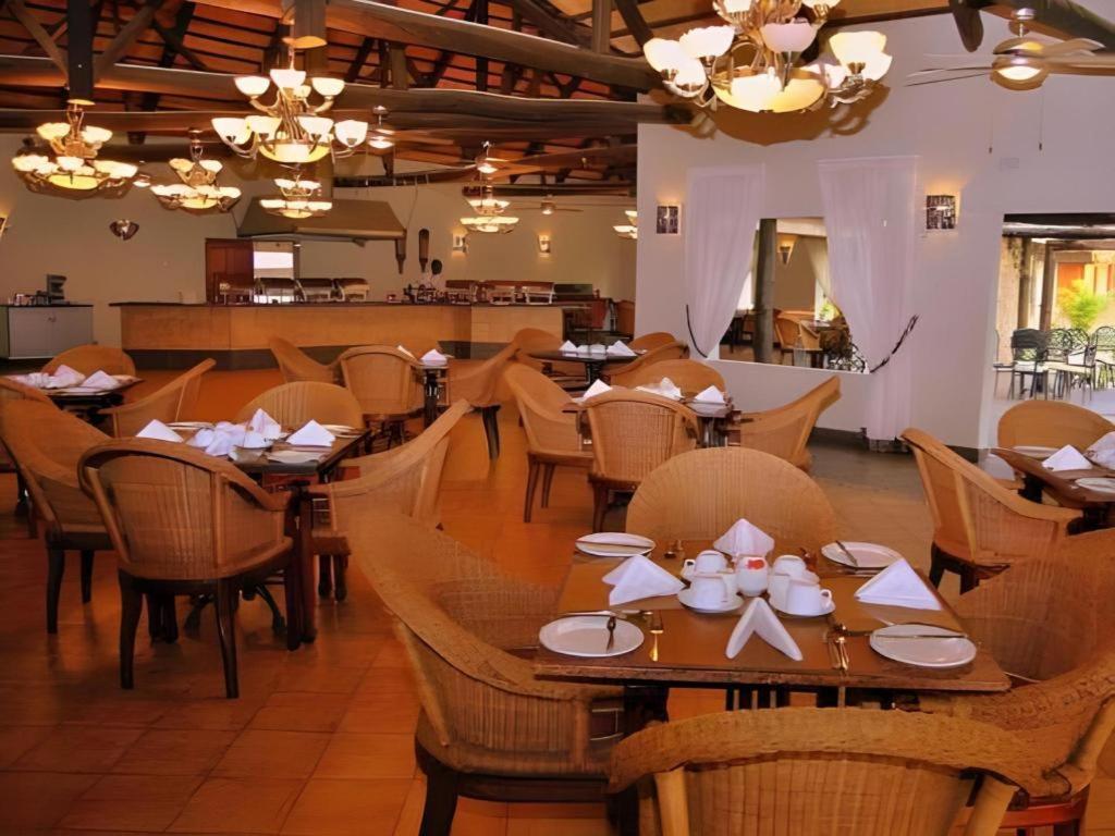 Chrismar Hotel Livingstone Exterior photo